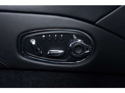 صورة مصغرة 66 لـ 2019 Aston Martin DB11