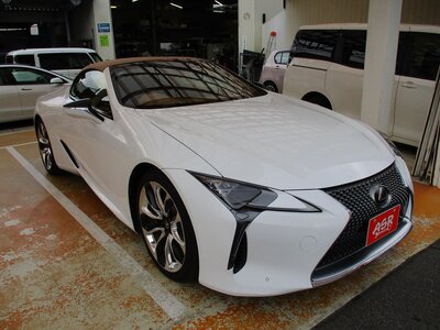 صورة 6 لـ 2021 Lexus LC CONVERTIBLE
