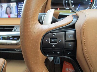 صورة 19 لـ 2021 Lexus LC CONVERTIBLE