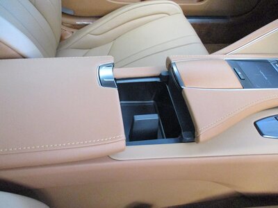 صورة 23 لـ 2021 Lexus LC CONVERTIBLE