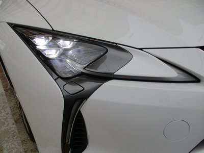 صورة 11 لـ 2021 Lexus LC CONVERTIBLE