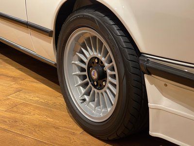 1986 BMW Alpina B7 照片 42