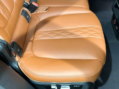 صورة 15 لـ 2025 BMW X5