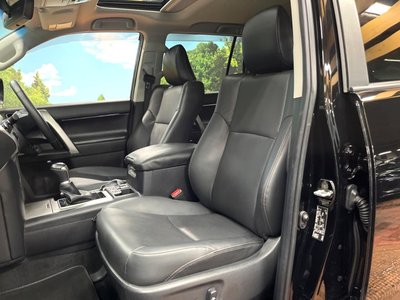 2022 Toyota LAND CRUISER PRADO thumbnail 23