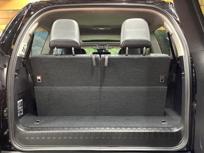 2022 Toyota LAND CRUISER PRADO photo 11