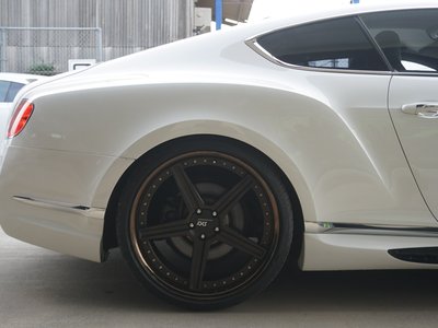 2013 Bentley CONTINENTAL — фото 38