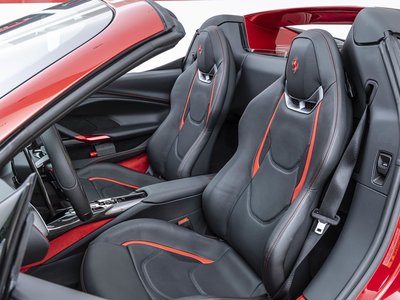 2025 Ferrari 296 GTS photo 4