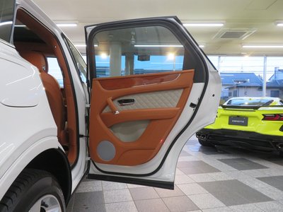 2019 Bentley BENTAYGA — миниатюра 52