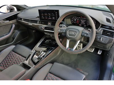 2021 AUDI RS4 AVANT photo 3