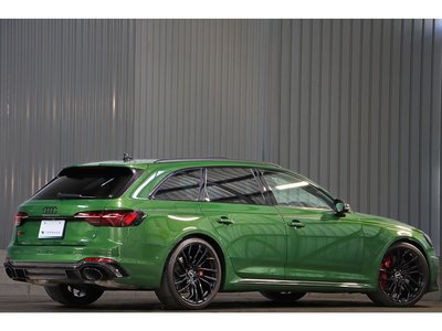2021 AUDI RS4 AVANT photo 2