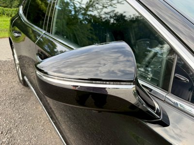 2017 Lexus LS photo 15