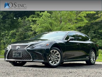 2017 Lexus LS photo 1