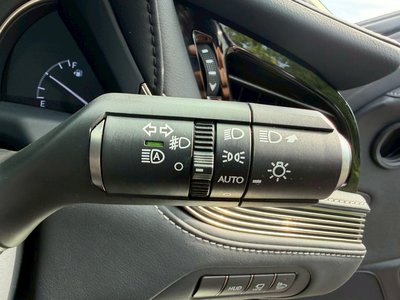 2017 Lexus LS thumbnail 42