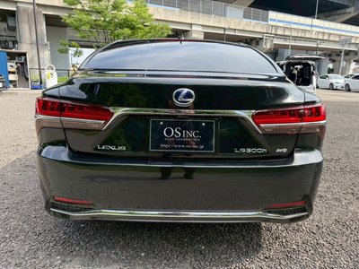2017 Lexus LS thumbnail 25