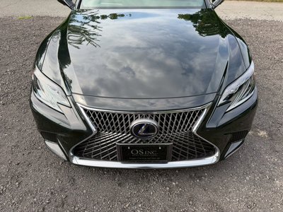 2017 Lexus LS thumbnail 17