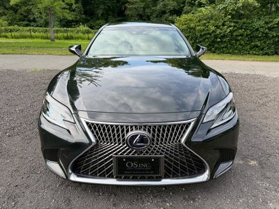 2017 Lexus LS photo 16