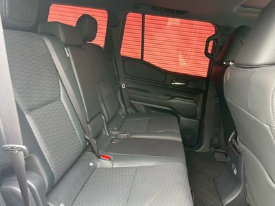 صورة 45 لـ 2024 Toyota LAND CRUISER 250