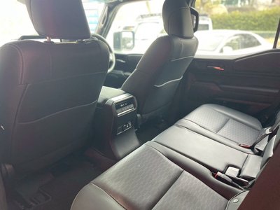 صورة 48 لـ 2024 Toyota LAND CRUISER 250