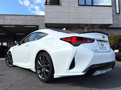 صورة 17 لـ 2019 Lexus RC