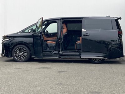 صورة 49 لـ 2025 Toyota VELLFIRE