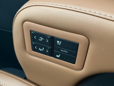 صورة 38 لـ 2025 Toyota VELLFIRE