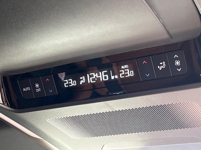 صورة 37 لـ 2025 Toyota VELLFIRE