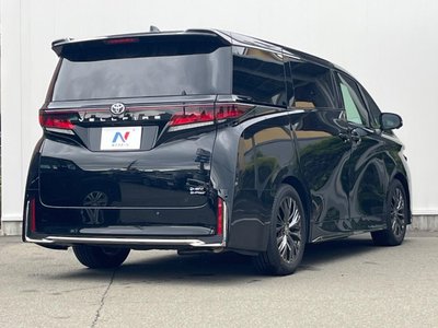 صورة 19 لـ 2025 Toyota VELLFIRE