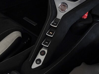 2024 Mclaren 750S SPIDER thumbnail 47