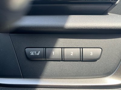 2023 Lexus RZ — миниатюра 28