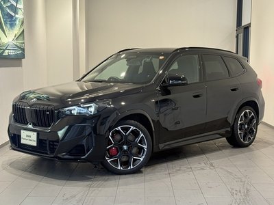 2024 BMW X1 photo 1