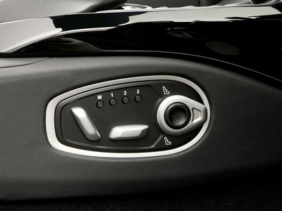 صورة مصغرة 19 لـ 2022 Aston Martin V8 VANTAGE ROADSTER