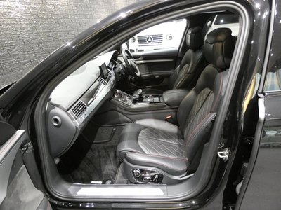 2017 AUDI S8 thumbnail 17