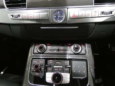 2017 AUDI S8 photo 12