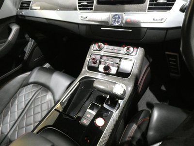 2017 AUDI S8 photo 11