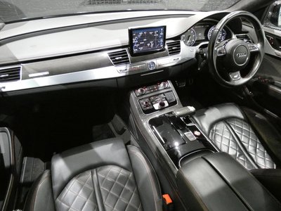2017 AUDI S8 photo 7