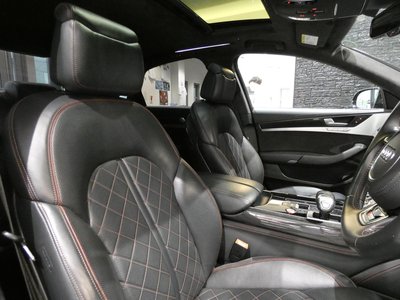 2017 AUDI S8 thumbnail 33