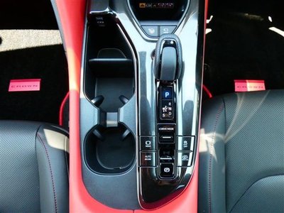 صورة 8 لـ 2025 Toyota CROWN SPORT