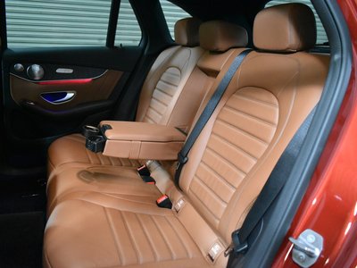 صورة 14 لـ 2020 Mercedes-BENZ GLC AMG
