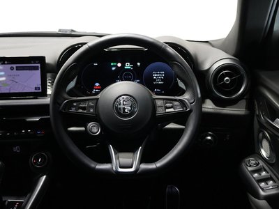 صورة 19 لـ 2025 ALFA Romeo TONALE