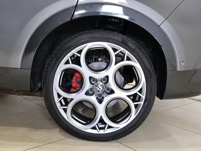 صورة 15 لـ 2025 ALFA Romeo TONALE