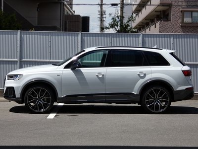 2023 AUDI Q7 — миниатюра 14