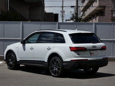 2023 AUDI Q7 — миниатюра 17