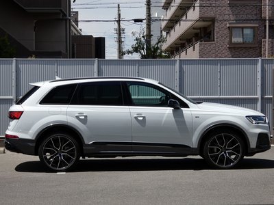 2023 AUDI Q7 — миниатюра 18