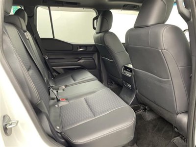صورة 23 لـ 2024 Toyota LAND CRUISER 250