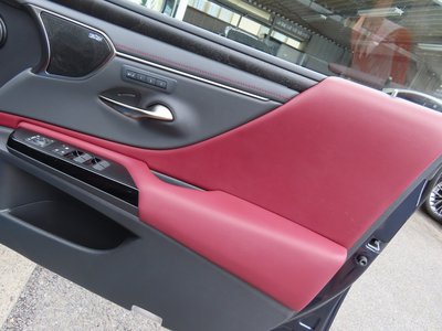 2023 Lexus ES thumbnail 60