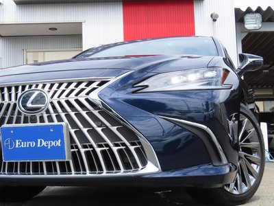 2023 Lexus ES thumbnail 24