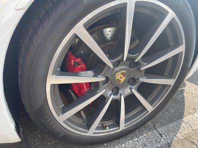 2016 Porsche 911 thumbnail 17