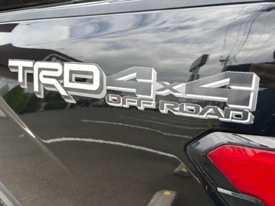 2023 Toyota TUNDRA thumbnail 40