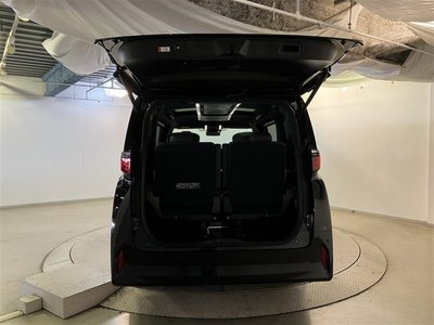صورة 13 لـ 2023 Toyota ALPHARD