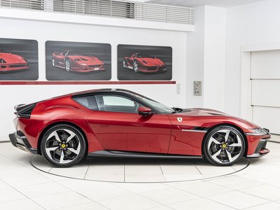 صورة 4 لـ 2025 Ferrari 12 CILINDRI